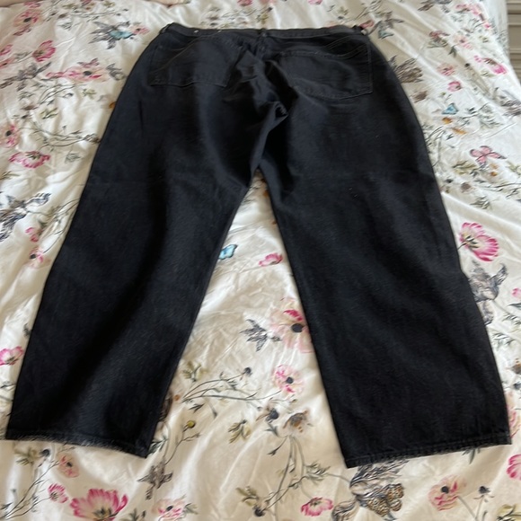 American Eagle 90s Boyfriend Jeans - Picture 3 of 5